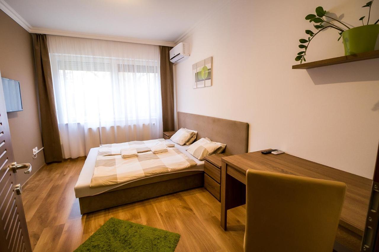 Thermal Next II Weninger Apartman Kiskunhalas Bagian luar foto